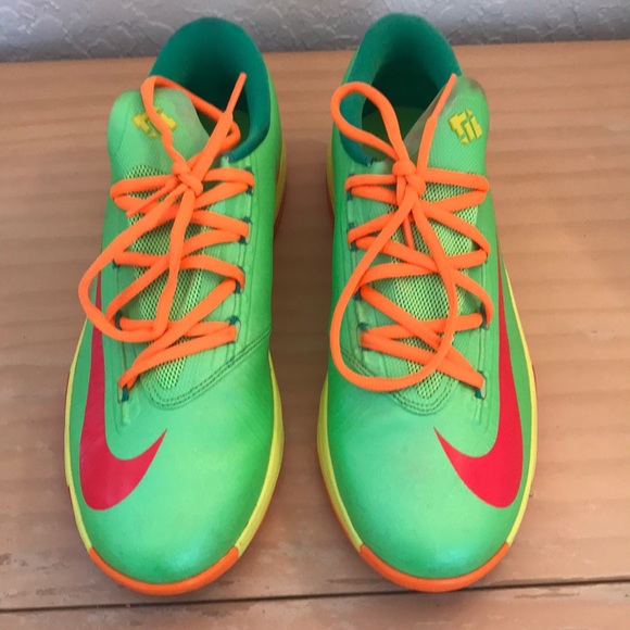 Kevin Durant Sneakers! Awesome colors! Size 6.5 - Picture 2 of 7